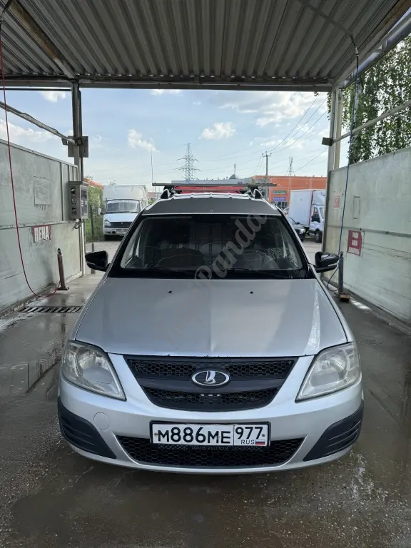 Продаю автомобиль Ларгус