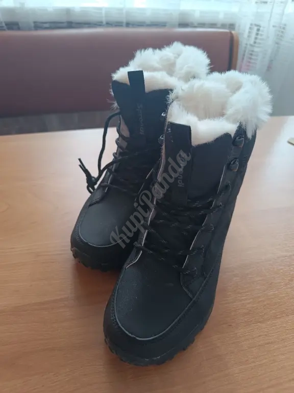 Ботинки зимние новые