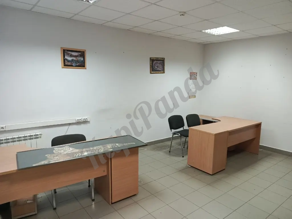 Аренда офисного помещения 750 м² в г.Луганск