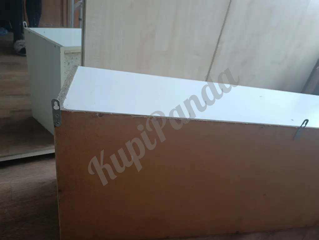 Продам настенные полку. Самовывоз