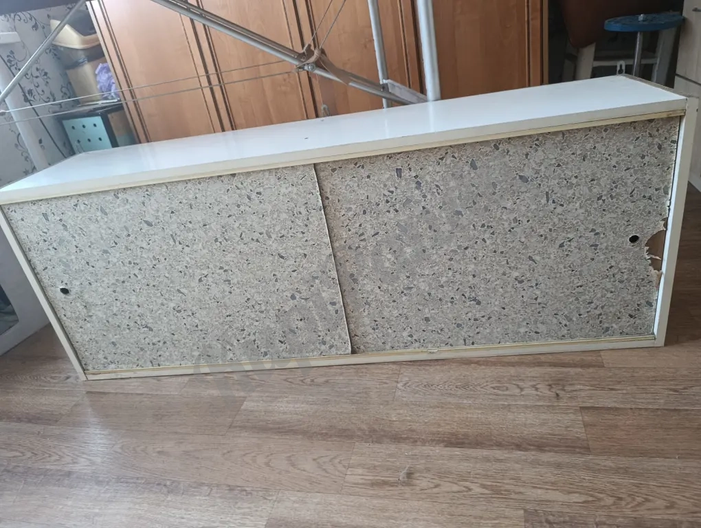 Продам настенные полку. Самовывоз