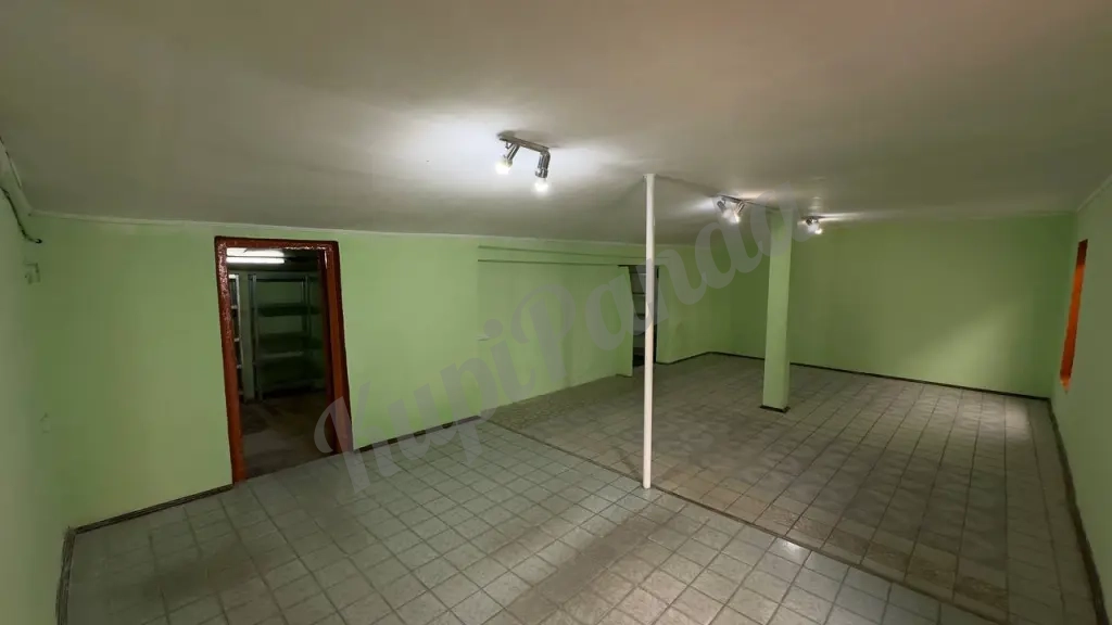 Продается магазин в центре Луганска