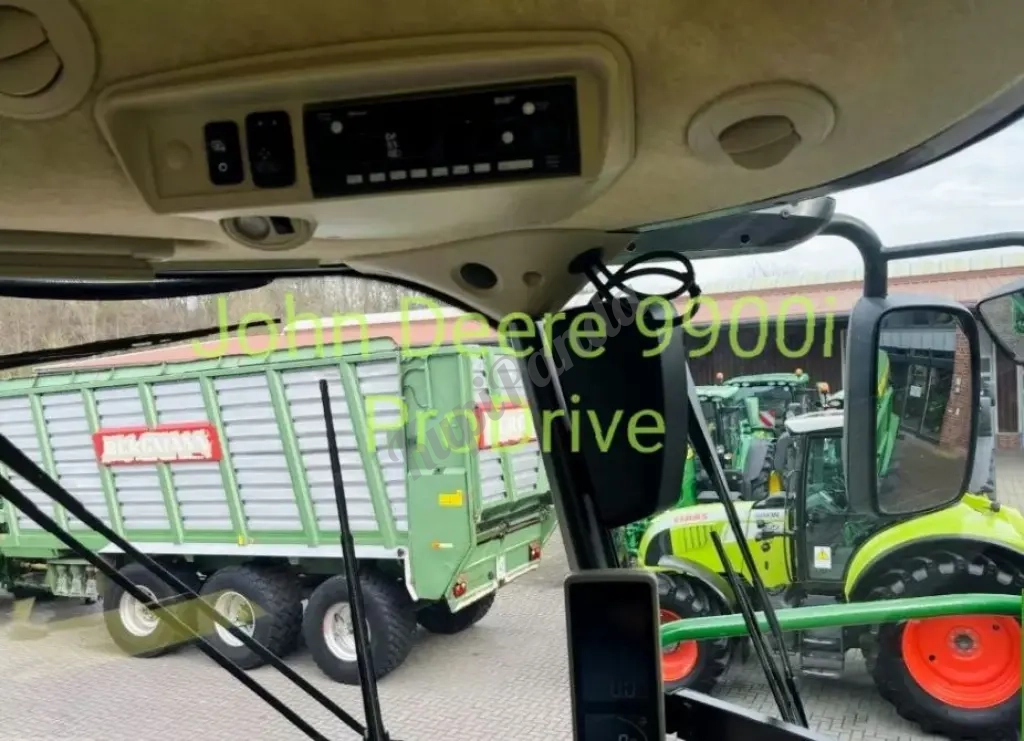Кормоуборочного комбайна John Deere 9900i ProDrive 40 км/ч (2025)