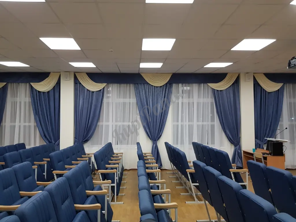 Пошив театральных штор для бюджетных организаций из негорючих тканей.