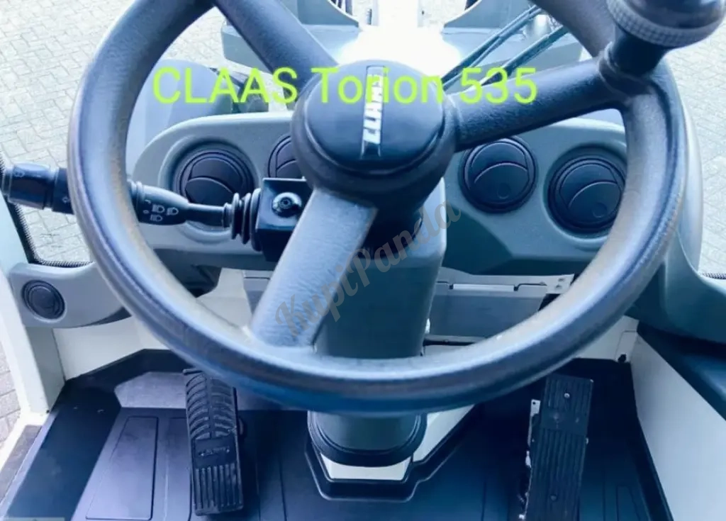 Фронтальный погрузчик CLAAS Torion 535