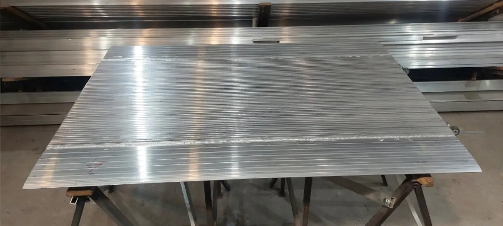 Мосты перегрузочные для рохли, склада, пандуса